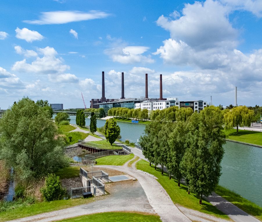 Kraftwerk Und Autostadt Wolfsburg